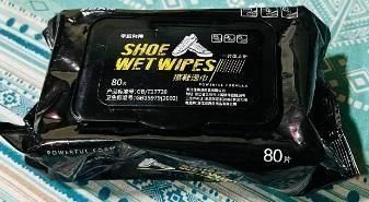 Instant Sneaker & Shoe Cleaning Wipes – Pack of 80